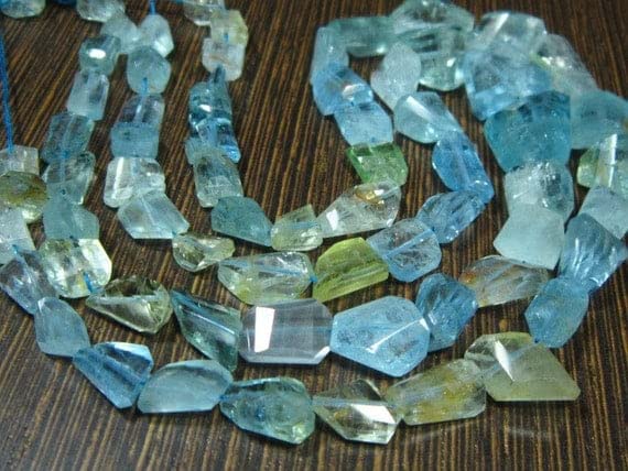 Aquamarine Step Cut pépites naturelles pour vos bijoux d'été