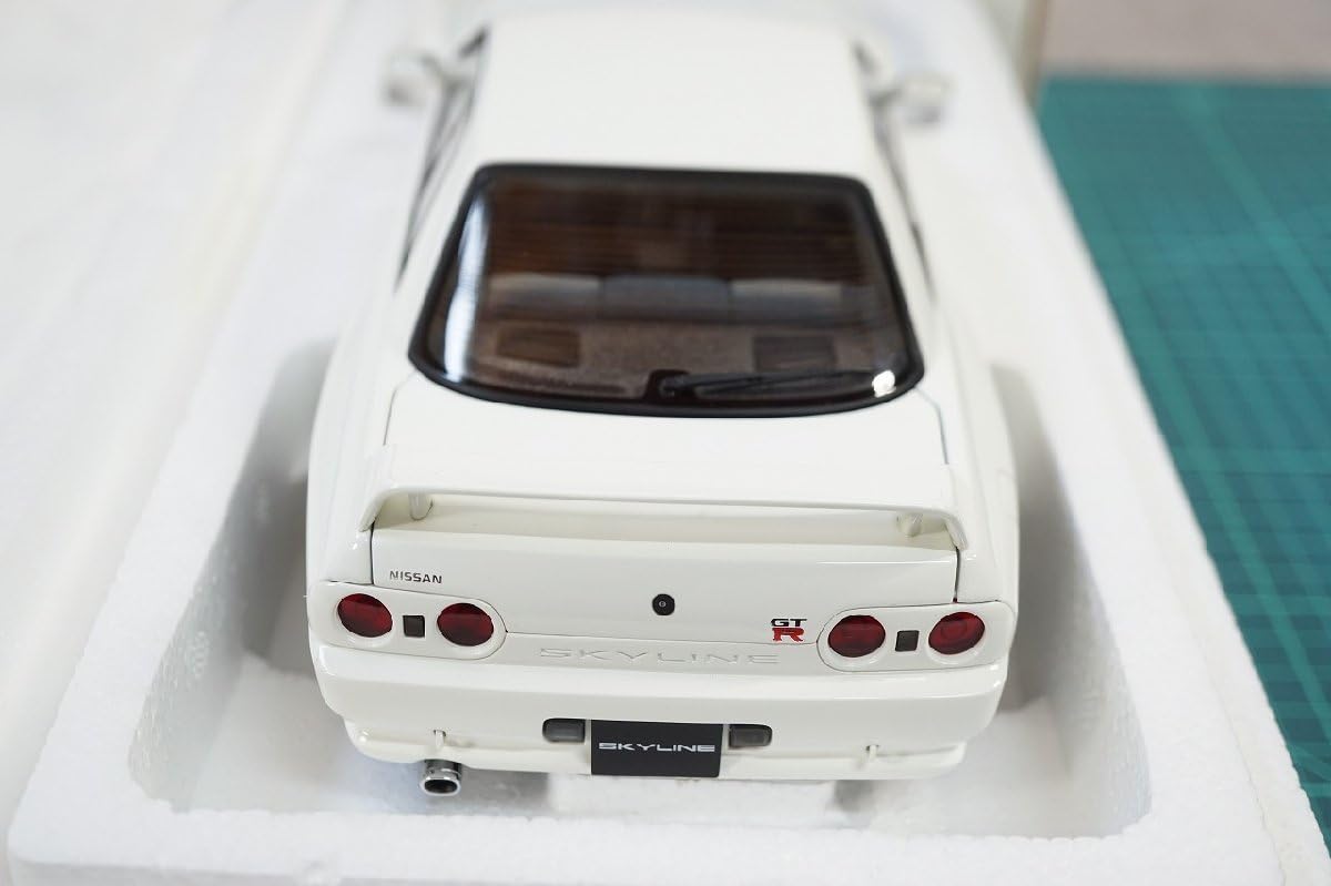 d*2様 GT-R BNR32 クリスタルホワイト　オートアート1/18 Amazon | 未使用品 1/18 SKYLINE GT-R R32 クリスタルホワイト