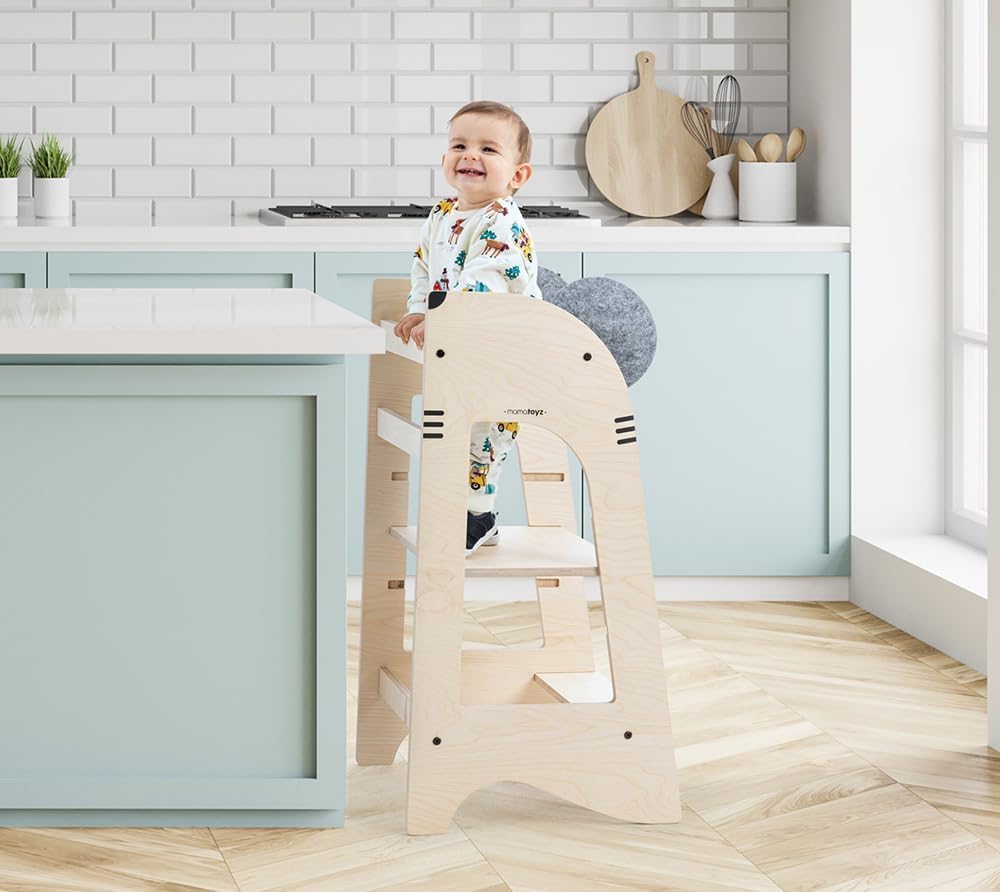Mamatoyz Kule Topo Mehrzweck-Montessori-Lernturm - Lernturm aus natürlichem Birkensperrholz mit 3 einstellbaren Höhen, ohne scharfe Kanten, mit abgerundeten Kanten.