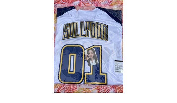 新品未開封 NMIXX ソリュン baseball ユニフォーム グッズ MD NMIXX MIXX University Baseball Uniform + Photocard | Lily
