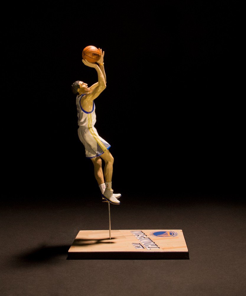 正規品McFarlane Toys NBA Klay Thompsonフィギュア Amazon.com: McFarlane Toys NBA Series 27 Klay Thompson Action