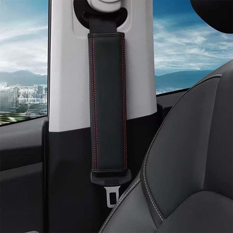 2 Stuks Autogordelpads Voor Volvo XC60 XC90 S60 S90 V40 XC40 Bescherm Schoudergordel Cover Protector Embleem Accessoires,Red