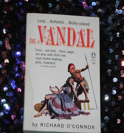 The Vandal B001VMME8M Book Cover
