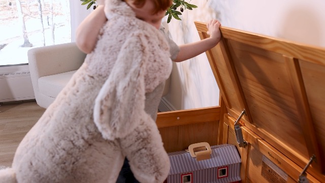 Amazon.com: Melissa & Doug Toy Chest, Wooden Toy Storage Box with