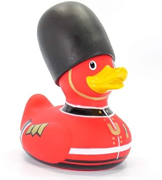 بطة مطاطية من الحرس الملكي من Bud Ducks | تغليف هدايا أنيق - "حفظ الله الملكة!" | خزنة الطفل | قابلة للتحصيل