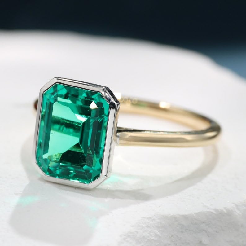 Bague solitaire émeraude naturelle et diamants, le cadeau idéal - 3