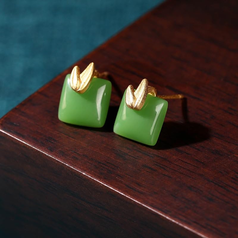 Boucles d'oreilles faux jade blanc légères pour lobes sensibles