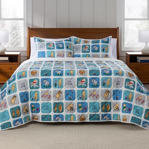Berkshire Winnie and Friends Microfiber Quilt Set Ultra Soft Lightweight Coverlet Bedspread with 1 Sham All-Season Cozy Bedding for Bedroom(Twin/TwinXL Friends Boxes Blue)