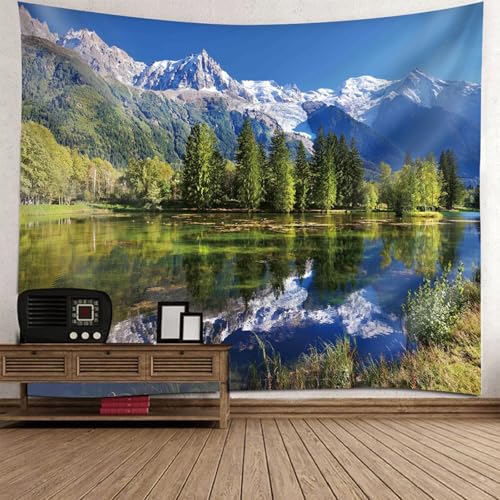 Tenture murale nature pour cacher un mur abîme et relooker une chambre d'enfant