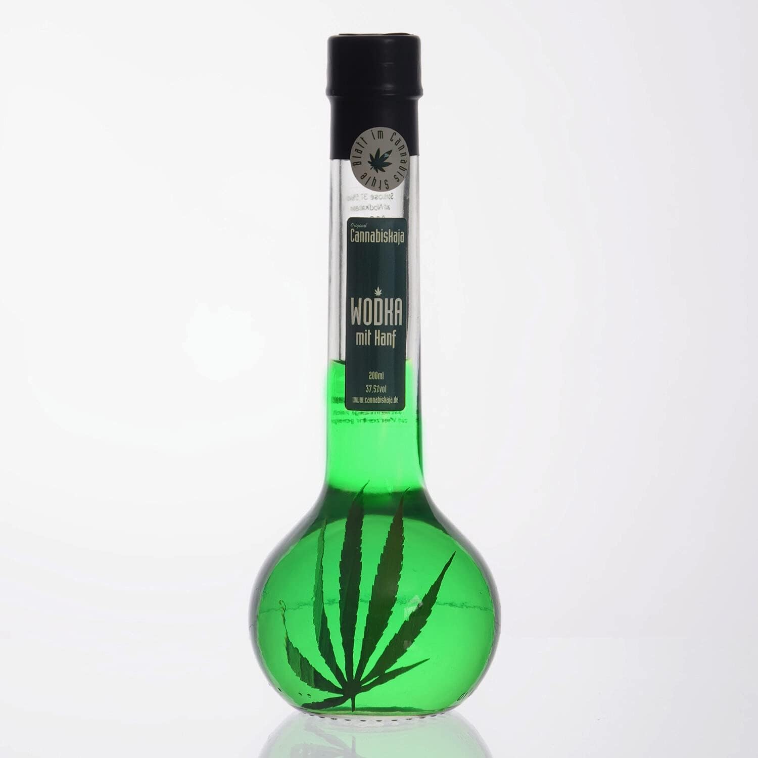 Cannabiskaja Wodka mit Hanfblatt Style 37,5% vol. 0,2 Liter