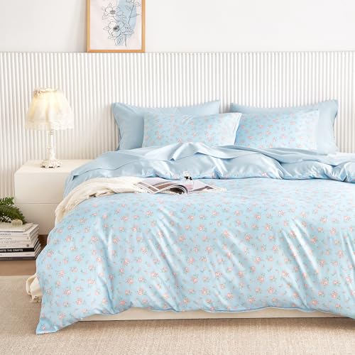 Image of Wake In Cloud - Floral Comforter Set, Coquette Cottagecore Aesthetic Flower Shabby Chic Pattern for Women Teen Girls, Soft Lightweight Bedding, 3 Pieces, Blue Pink, Queen Size
