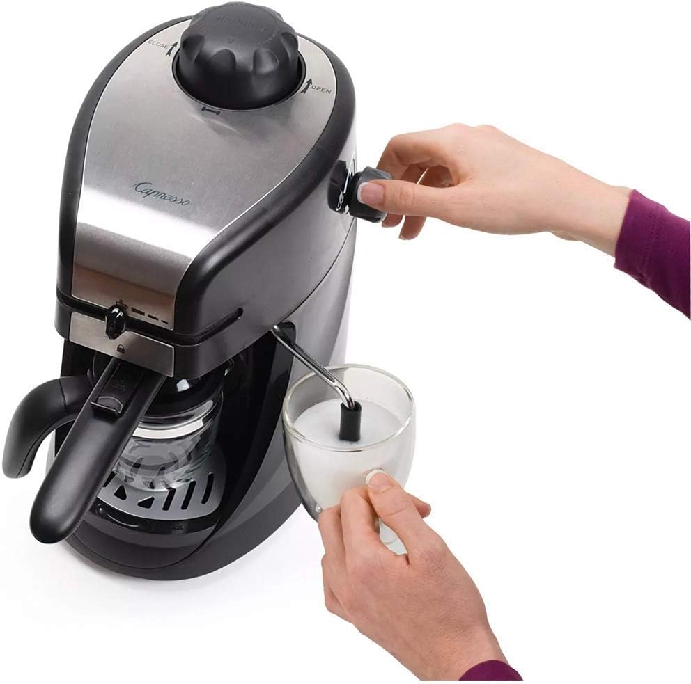 Amazon.com: Capresso Steam PRO Espresso and Cappuccino Machine, 4-Cup ...