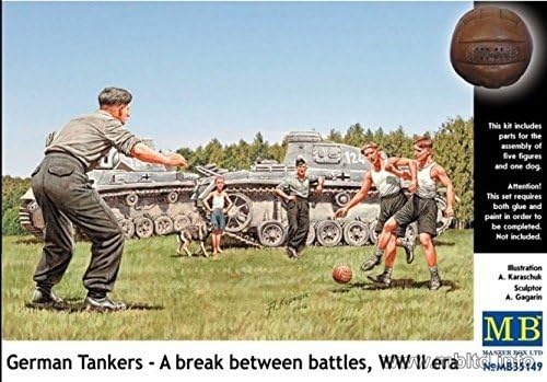 Masterbox 35149-1/35 - German Tankers - A Break Between Battles WWII