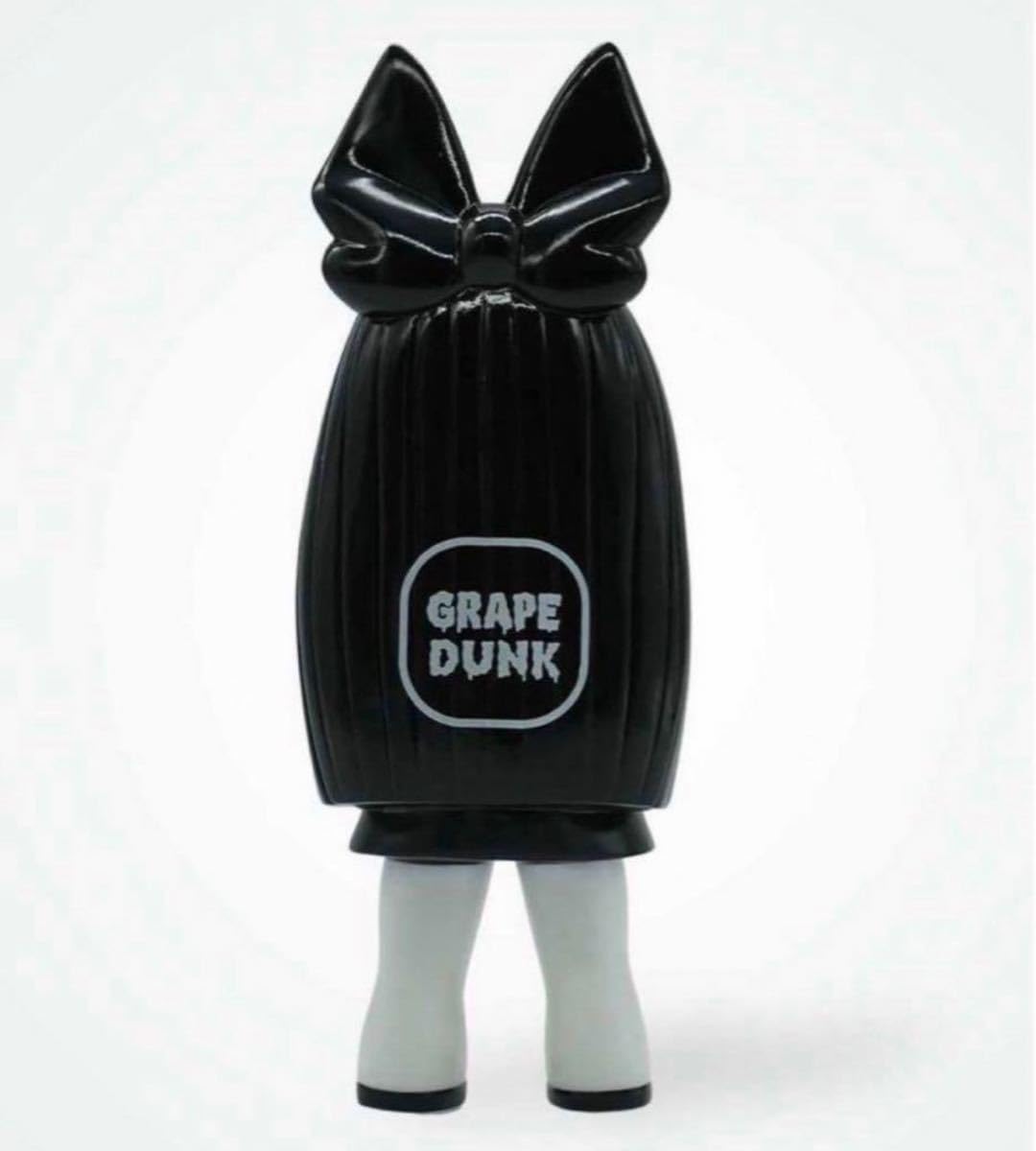grapebrain スニダン　限定　にぎるちゃん Amazon.co.jp: GRAPEBRAIN × SNKRDUNK別注 手の目少女 にぎる