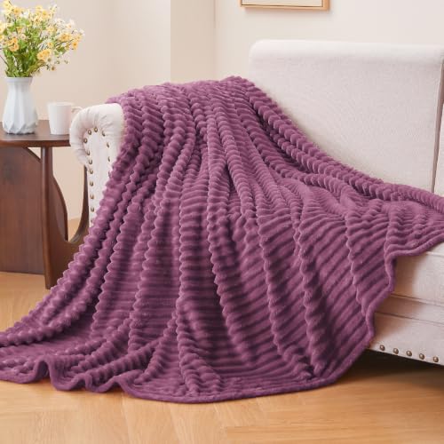 Image of BEDELITE 3D Ribbed Jacquard Plum Fleece Throw Blanket for Couch, 50x60 Inch
