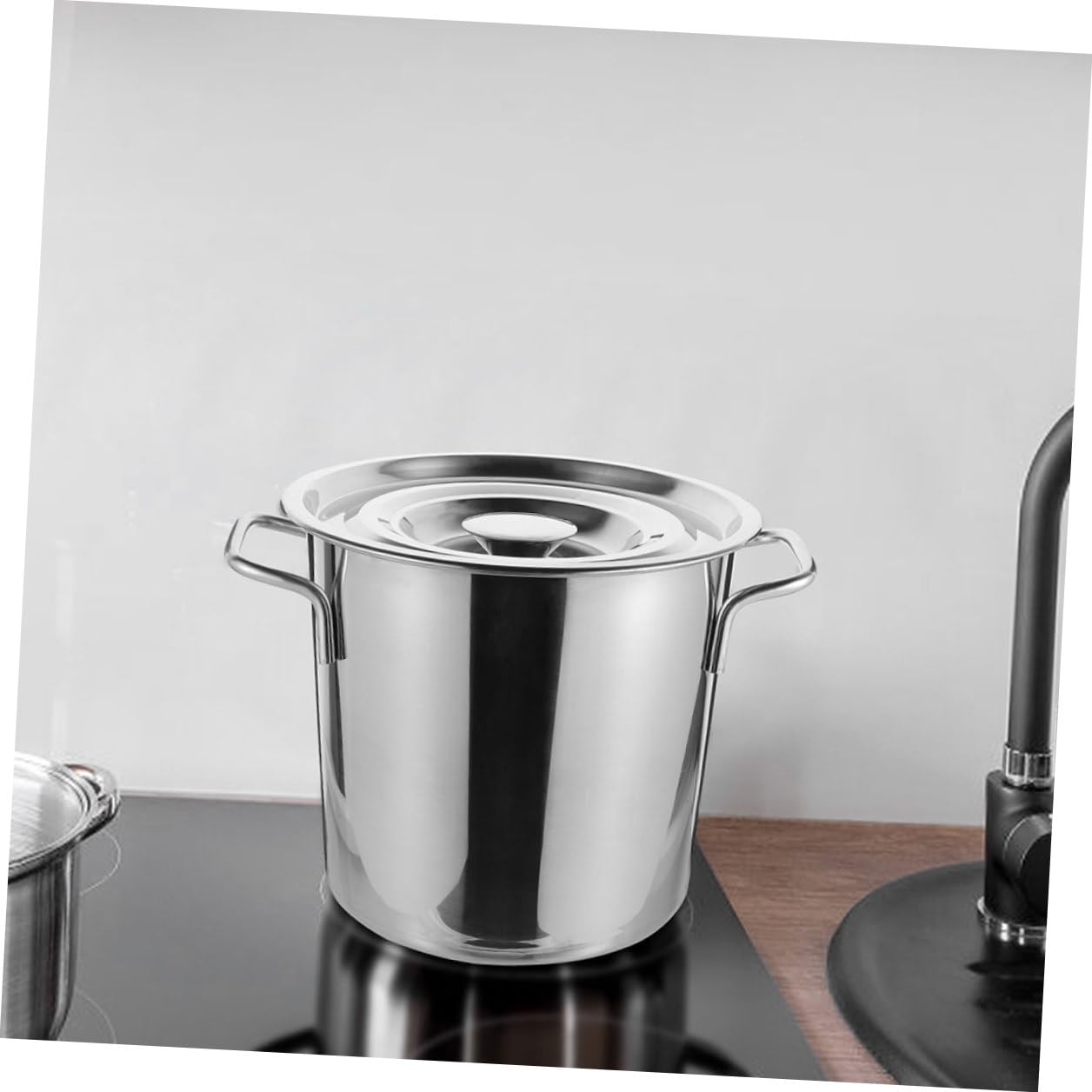 GARVALON Edelstahl Suppentopf mit Doppelgriffen und Deckel Rostfreier Großer Kochtopf Vielseitiger Metall suppeneimer für Küche und Induktion Langlebiges Kochgeschirr für Suppen und Wasser
