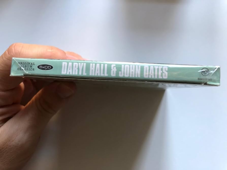 【送料込み】Daryl Hall & John Oates【4CD限定盤】 Amazon.co.jp: 80s: Daryl Hall & John Oates: ミュージック