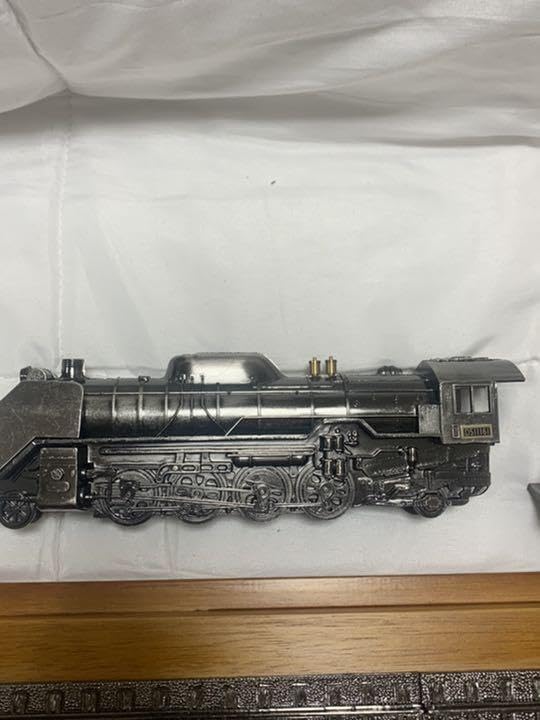 Amazon.co.jp: D51 型機関車（1/60）模型 退職記念品 ※ : おもちゃ
