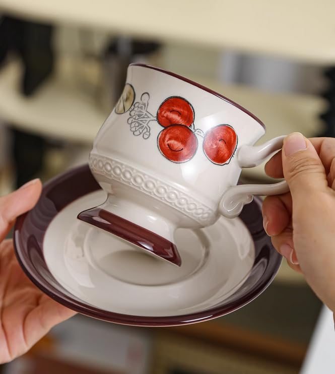 Set di tazze e piattini da caffè e tè in ceramica set di tazze da caffè e piattini in ceramica di melograno rosso piatto per tazza da latte e succo regalo di compleanno per ufficio e casa
