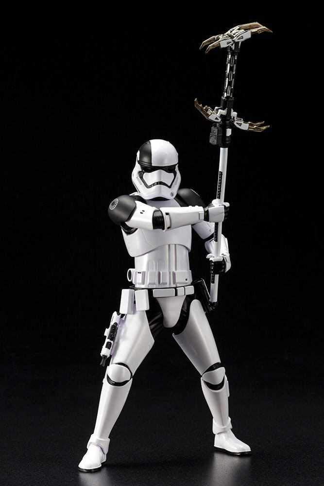 【限定】 ファースト・オーダー ストームトルーパー・エクセキューショナー Amazon.co.jp: スター・ウォーズ/最後のジェダイ ファースト