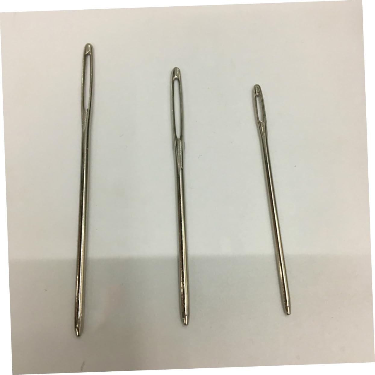 NUOBESTY 5juegos Agujas De Coser y Tejer Agujas De Ojo Grande y Curvas Para Costura Bordado Suéter Herramientas De Costura Para Manualidades y Bricolaje