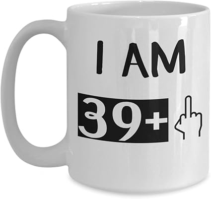 Amazon Turning 40歳のコーヒーマグ 40歳の誕生日プレゼント 女性と男性 パーティーカップのアイデア 誕生日 15oz Gb 43 White Funny Gift Family ホーム キッチン 通販