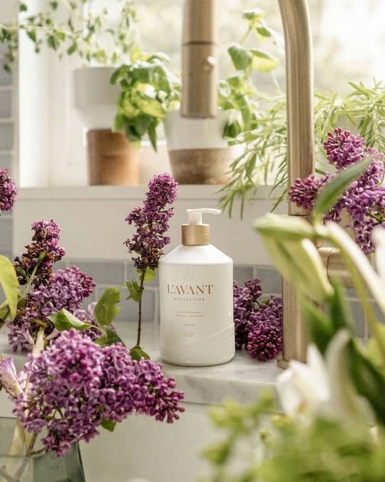 L'AVANT Collective Dish Soap and Refill Bundle, Fresh Linen, Glass Bottle image 3