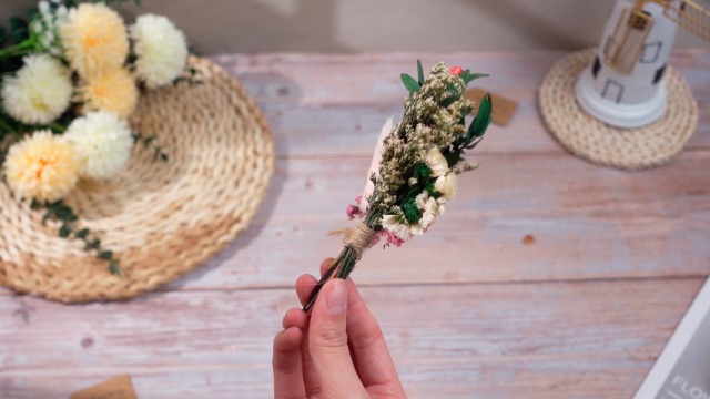 8 paquetes mini ramos de flores secas decorativos miniatura 7