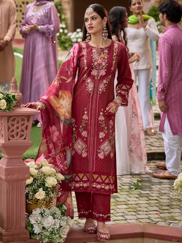 Image of INDO ERA Women's Off White Silk Blend Embroidered Straight Kurta Pant And Dupatta Set (IEOUT6962)