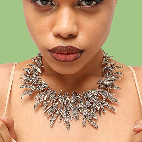 Image of SOHI Contemporary Necklace for Women and Girls, Necklace with Chain detailing for women, Statement jewellery, Fashion Jewellery for women, Imitation, ladies