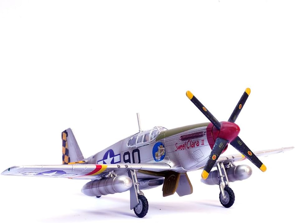 1:72 Scale P-51 Mustang Airplane Model, Highly Detailed Military Fighter Jet Models for Desktop Display, WWII Vintage Aircraft for Collection or Gift.