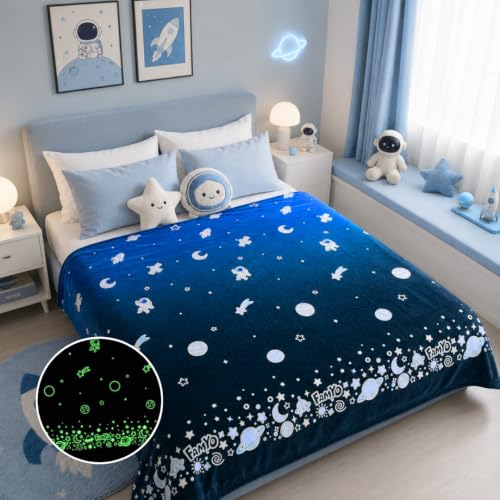 Image of Famyo GlowMaxx AC Blanket for Kids, Glow in the Dark Soft Flannel Blanket | 200x152 cm Double Bed Size | Lightweight Winter Blanket for AC Rooms, Lab-Tested & Skin-Friendly for Kids