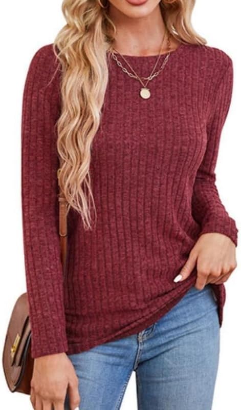 Mooi Europese Brunette Gekleed In Een Geel Wollen Trui En Hoed Buiten De Mooi Meisje Wie Draagt Dik Elegant Herfst Kleren In Koel Het Weer