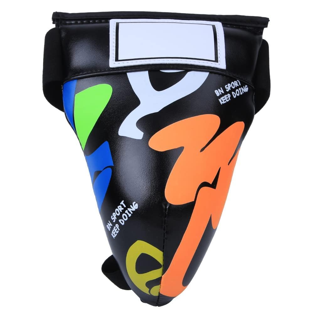 Youth Groin Guard, Soft PU Sponge Shock-Absorbing Groin Protector, Boxing Kickboxing MMA Muay Thai Sparring Groin Guard Protective Gear for Sanda Taekwondo Training (Black)