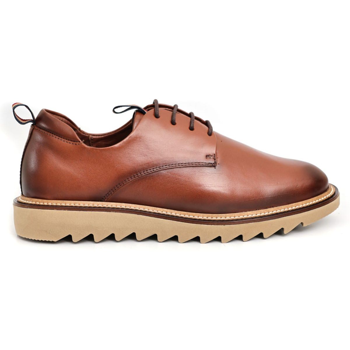 Sapato Casual Masculino Derby Tratorado Premium Couro Nobre em promoção! Veja a oferta e mais achadinhos de Sapatos 6 Hoje é o melhor dia para comprar Sapato Casual Masculino Derby Tratorado Premium Couro Nobre com aquele preço maroto! Promoção! Aproveite a oferta! 6
