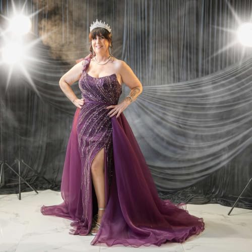 Lisa-Jo Mitchell: The Key She Carried All Along &mdash; Breast Cancer, Loss & Finding &ldquo;I Am Enough&rdquo;