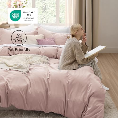 Image of Bedsure Rose Pink Duvet Cover King Size - 3 Pieces Prewashed Extra Soft Bedding Set, Includes 1 Duvet Cover 104x90 Inches with Zipper Closure & 2 Pillow Shams, Comforter Not Included