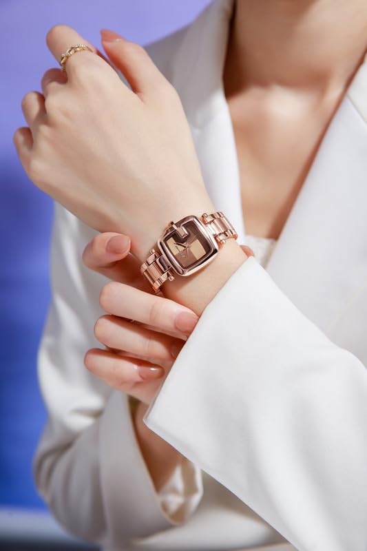 Image of Giordano Monogram Watch for Women Dial with Metal & Leather Strap Fashionable Design, Water Resistant Quartz Analog - Perfect for Casual & Office Wear