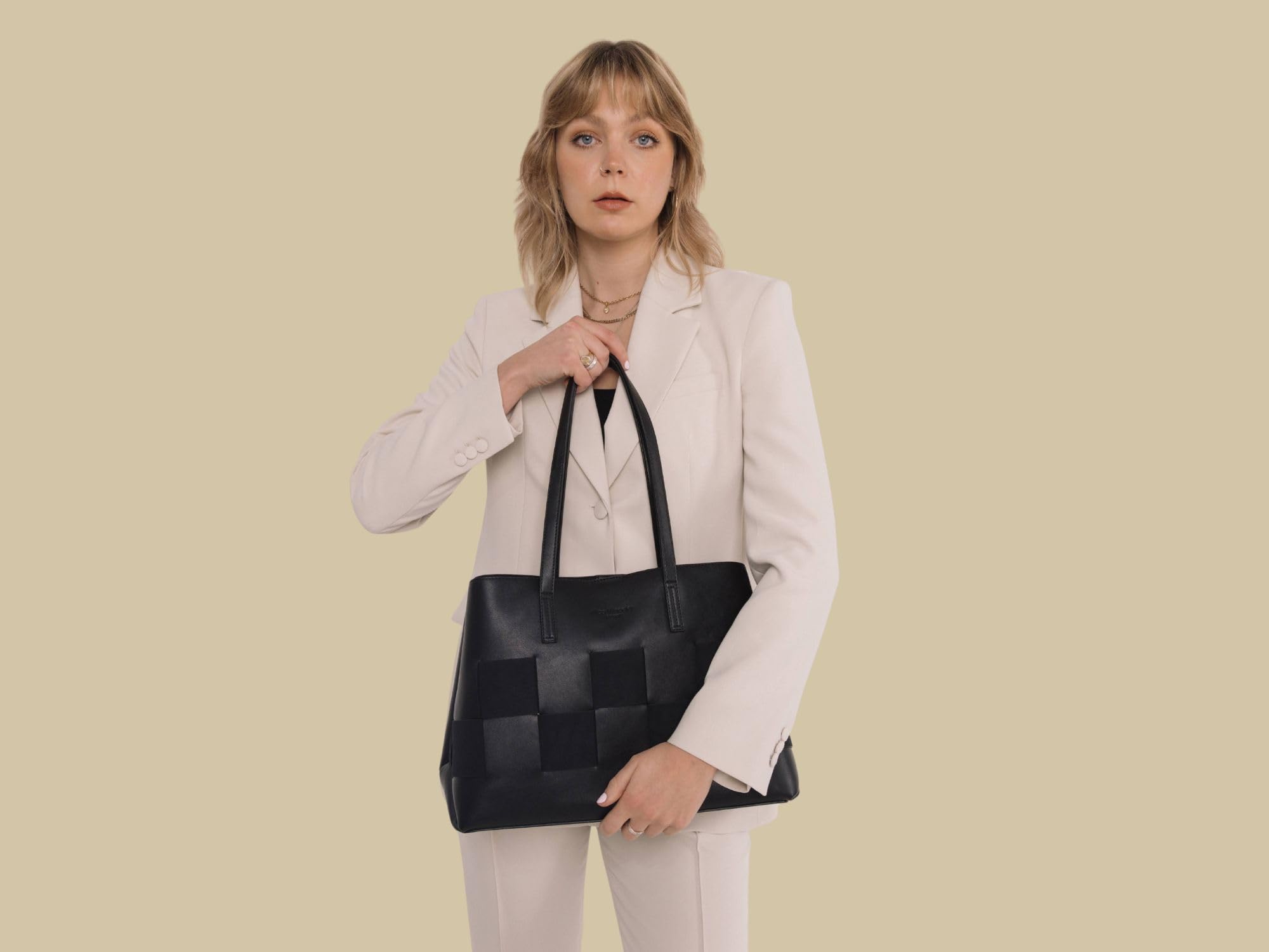 Alice Wheeler Milan Tragetasche & Brillenetui Rom Geschenkset - Veganes Leder Gittertasche & Magnetverschluss Brillenetui - Cellophan verpackt mit Band & Geschenkanhänger - Farbauswahl