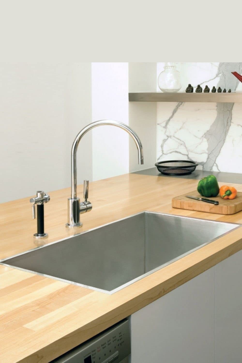 VACLIX® Handmade Kitchen Sink || 32'' x 20'' x 9'' || Stainless Steel Single Bowl Handmade Kitchen Sink || MATT Finish With 304 Grade Stainless Steel