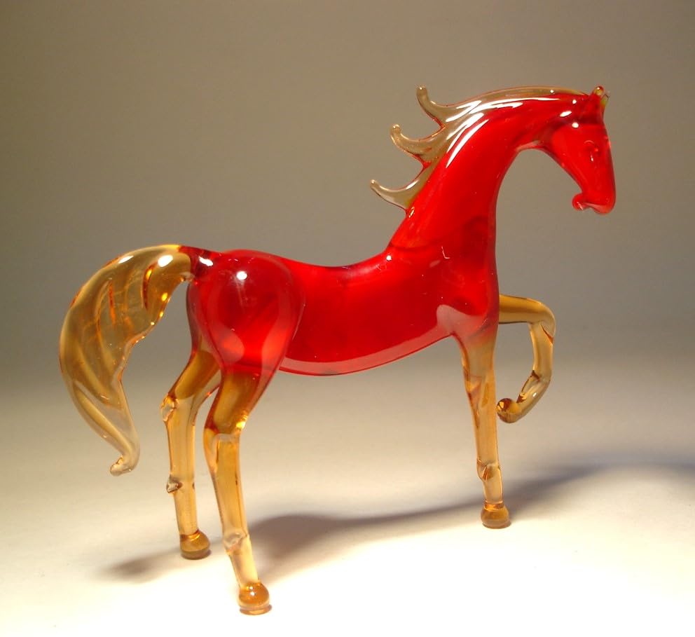赤色 ガラス製 馬の置物 翼付き 赤色 ガラス製 馬の置物 翼付き - メルカリ