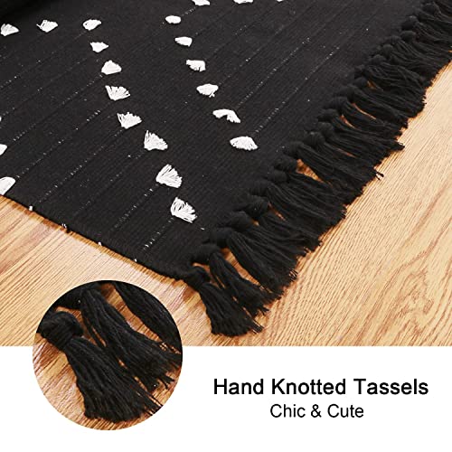 Haocoo Boho Bathroom Rug 2’ X 3’, Cotton Woven Washable Small Area Rugs With Tassels,Black And White Kitchen Rug Moroccan Tribal Throw Carpet Bath Mat Front Door For Living Room Kitchen Bedroom #TOP3