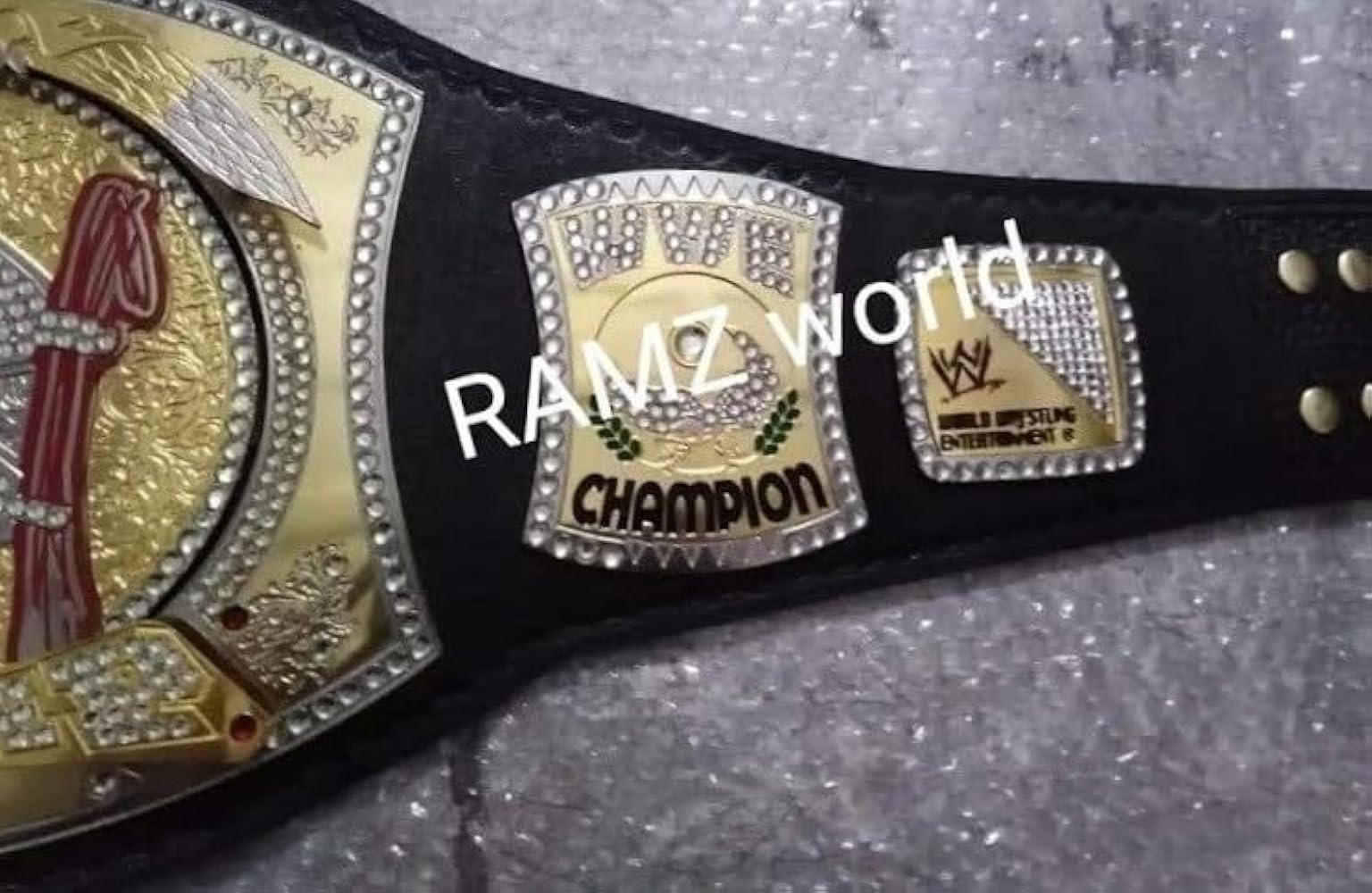 ジョン・シナ3点セット（バスケシャツ・直筆サイン・TOYスピナーベルト） ジョン・シナ3点セット（バスケシャツ・直筆サイン・TOYスピナーベルト