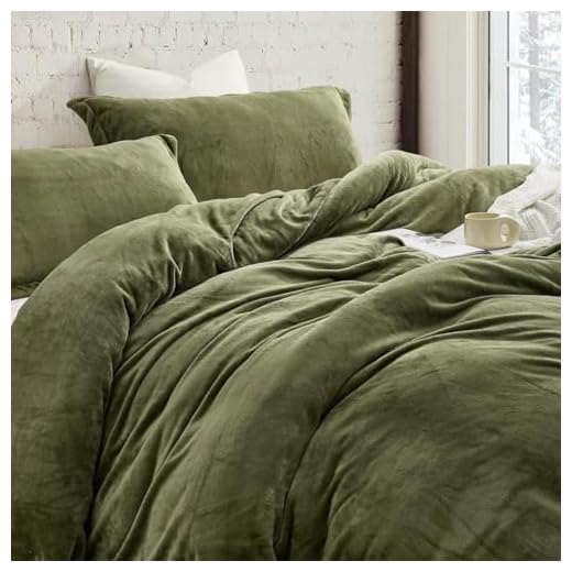 Lanqinglv Bettwäsche Set 200x200cm Olivgrün Grün Biber Flauschig Warme Coral Fleece Flanell Winter Plüsch Uni Bettbezug Cashmere Touch mit Reißverschluss Doppelbett und 2 Kissenbezug 80x80 cm