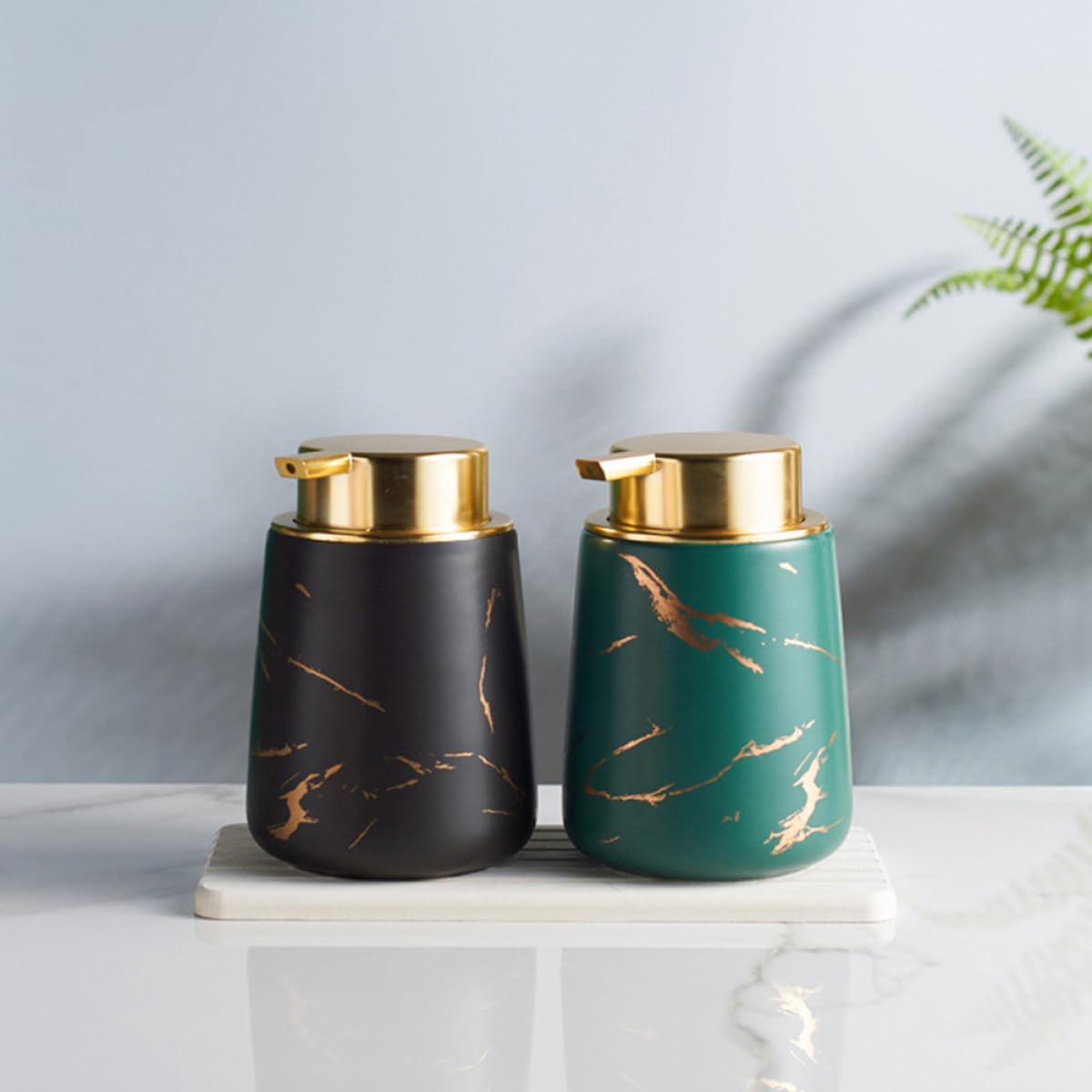 Toyvian Set de Baño Dispensador de Jabón y Vaso para Cepillos de Dientes de Cerámica Negra, Elegante y Portátil para Uso en Baño y Aseo Personal