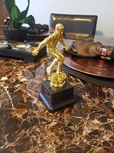 كاستويف زينة حفلات كاس العالم - كأس كرة قدم ذهبي للاطفال، مثالي لاحتفالات الجوائز والبطولات وألعاب البطولات والمسابقات الرياضية، مقاس S 2.5 × 6 انش