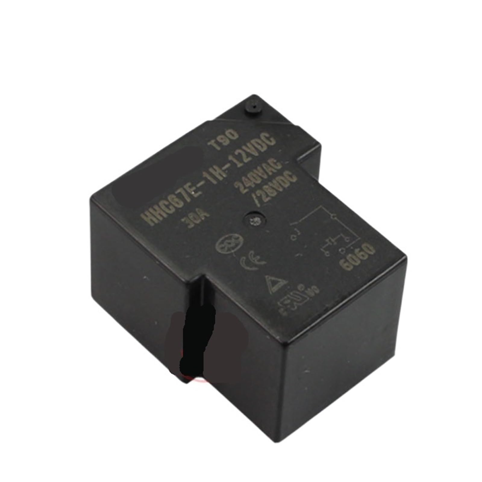 Relé HHC67E 1H 24VDC con alta capacidad de 40A para cargas pesadas