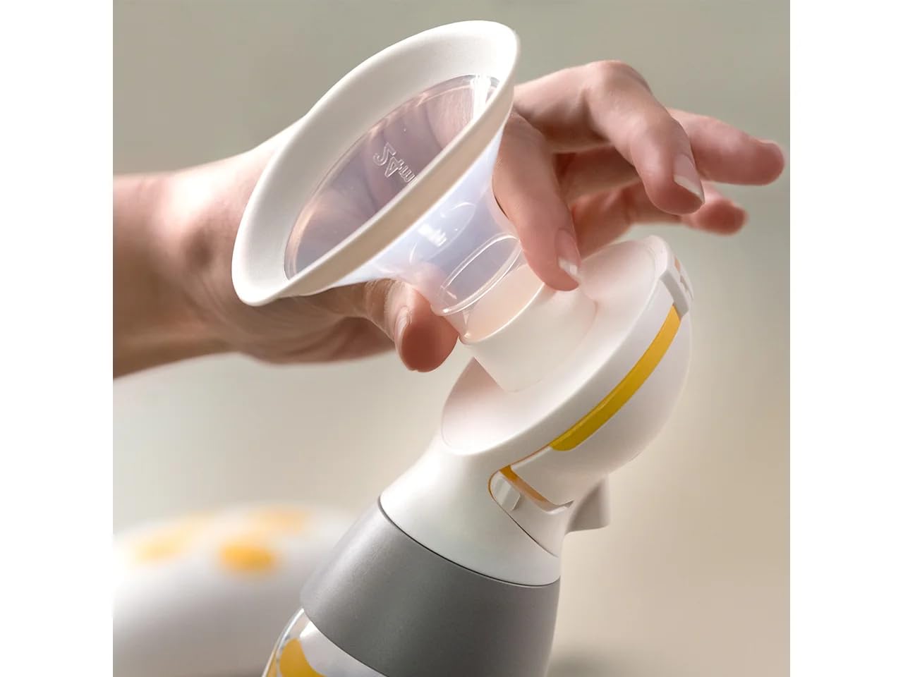 MEDELA SOLO SACTADOR ELÉCTRICO SOLO + USB