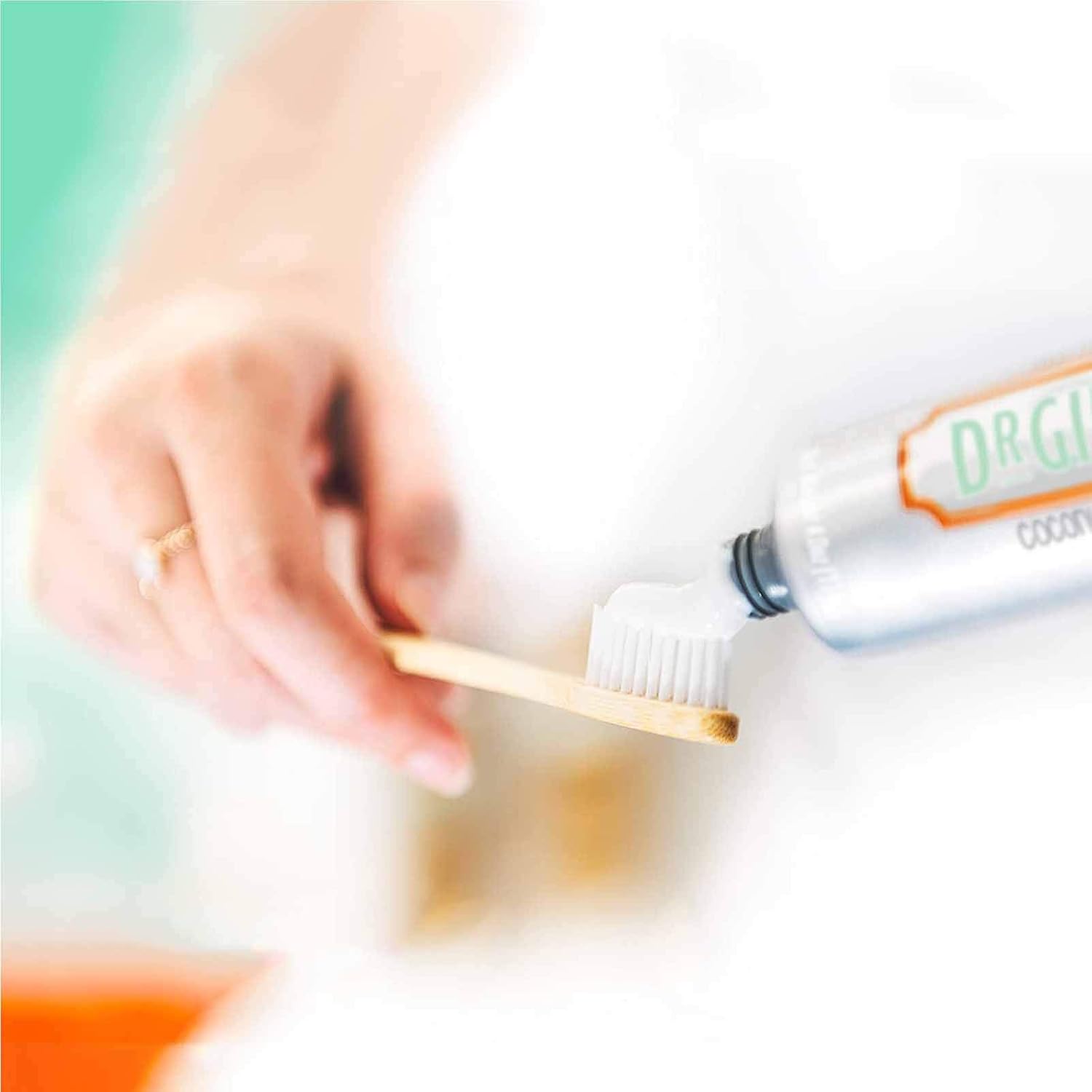 Hоttеѕt Sаlеѕ Dr. Ginger's Coconut Oil Toothpaste, 4 oz, 1 Count - Coconut Mint Flavor