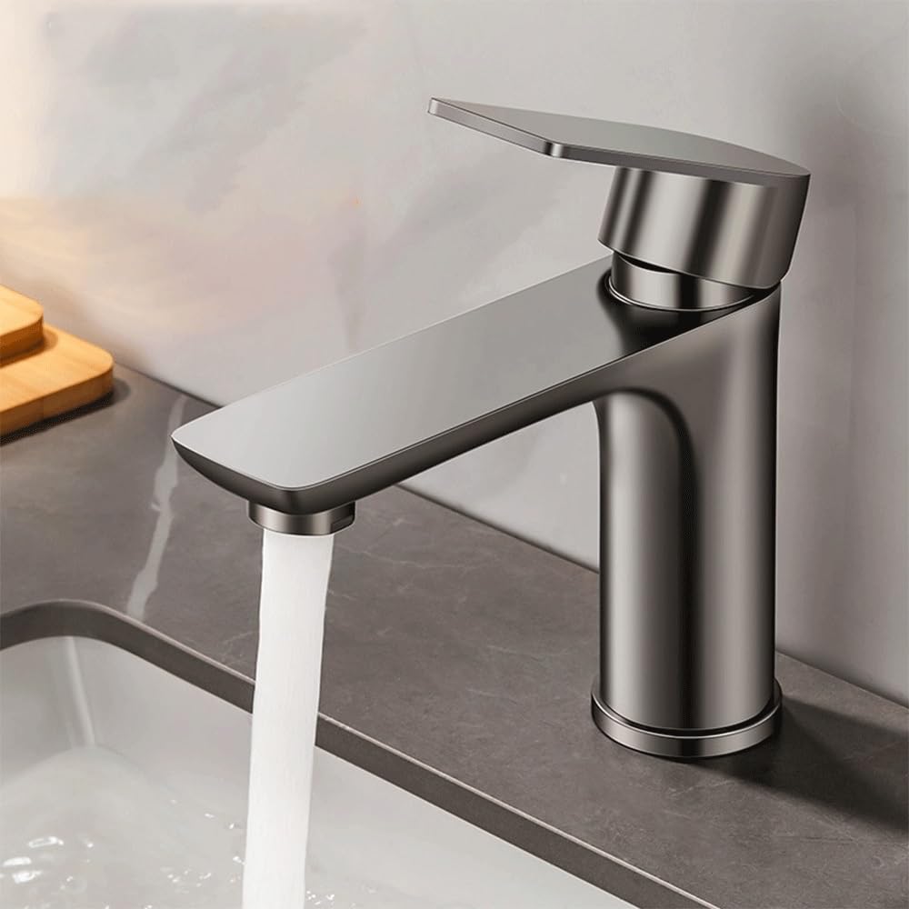 Robinet de salle de bain en acier inoxydable brossé avec mitigeur cascade durable